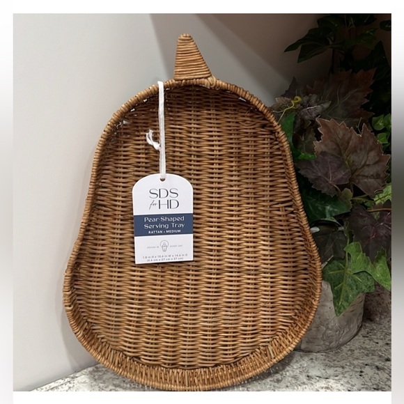 Hobby Lobby Other - Pear Shaped Rattan Serving Tray 🌿🆕🌿